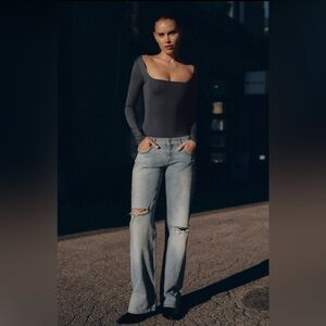 ZARA TRF LOW RISE RIPPED WIDE LEG JEANS